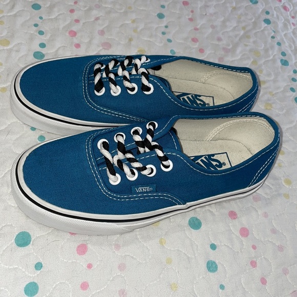 CUSTOM LACED VANS SIZE 5.5 TEAL/BLUE - Picture 3 of 14